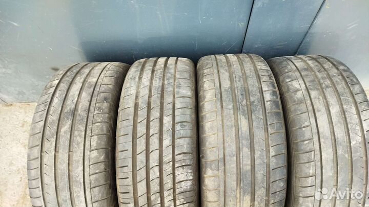 Комплект оригинальных дисков с резиной