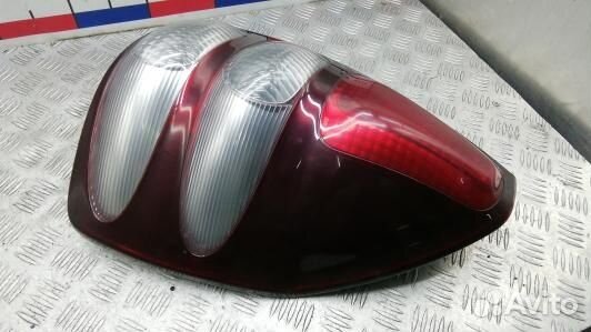Фонарь задний правый toyota land cruiser prado J12