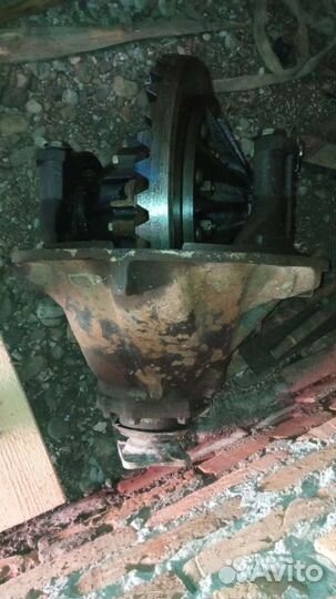 Продам редуктор на ЗИЛ, рессоры, полуось