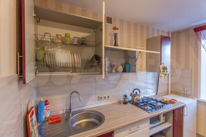 2-к. квартира, 58 м², 3/9 эт.