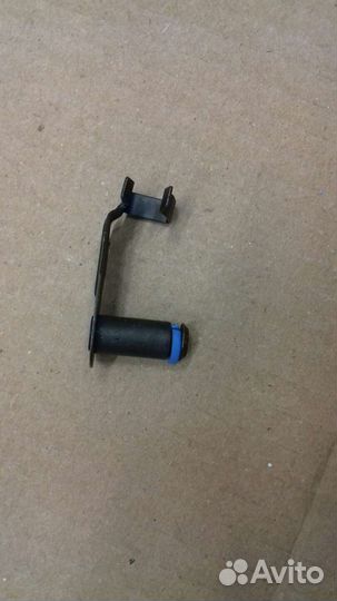 Штифт без резьбы Nissan 4612300Q0B