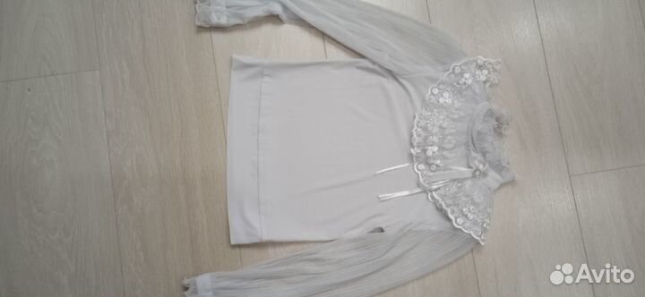 Продаю блузку размер 134