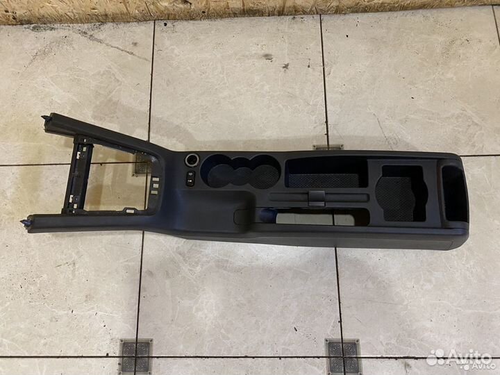 Консоль тоннеля Skoda Octavia А5