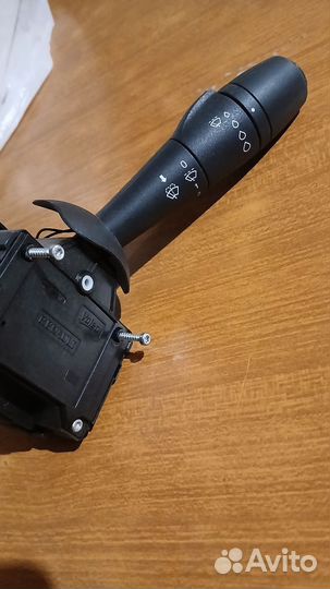 Переключатель дворников Лада Веста