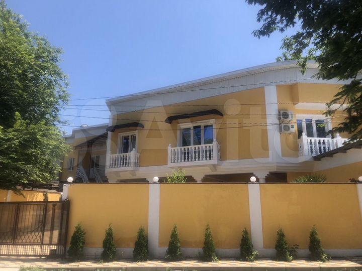 Гостиница, 400 м²