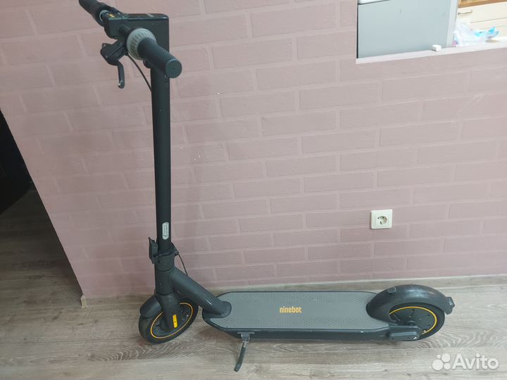 Электросамокат ninebot max g30