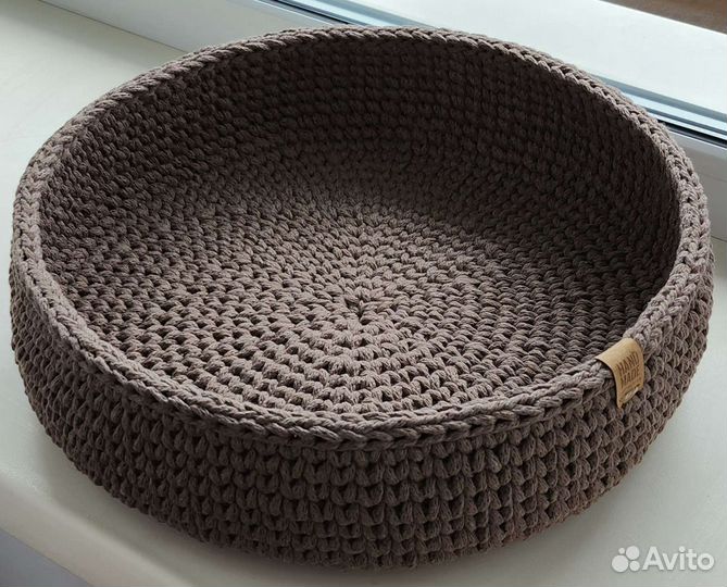 Лежанка для кошек или маленькой собачки