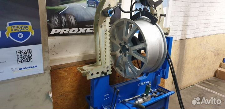 Nokian Tyres Hakkapeliitta 9 SUV 275/45 R21 110T