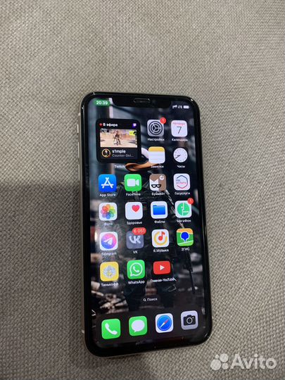 Apple iPhone 11