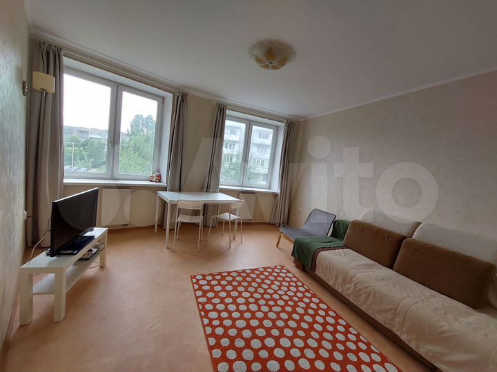 1-к. квартира, 37,6 м², 2/5 эт.