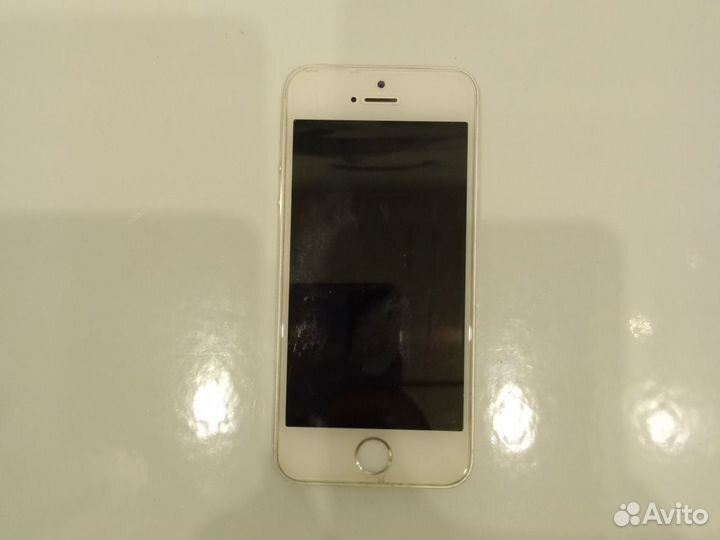 Телефон iPhone 5s