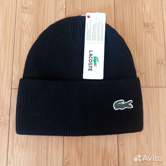 Шапка Lacoste чёрная