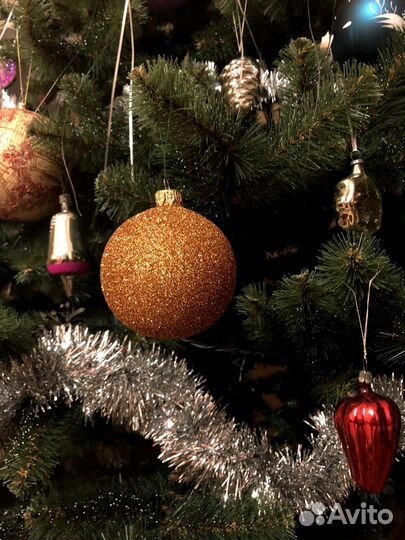 Елка искусственная 180 см с шишками