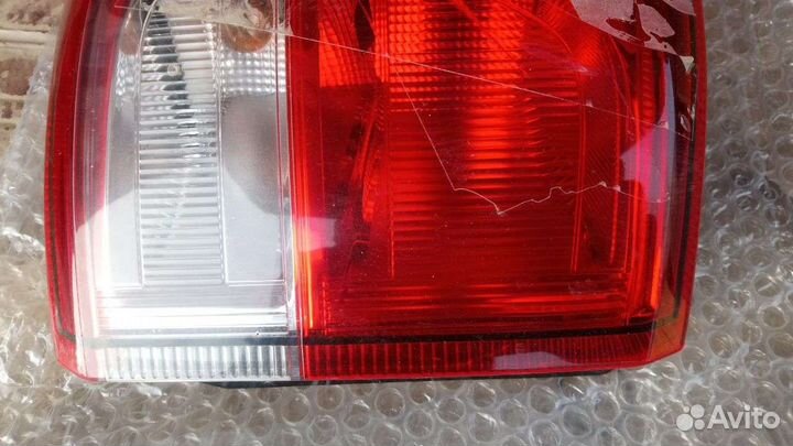 Фонарь задний правый Ford EcoSport CN1513404bа