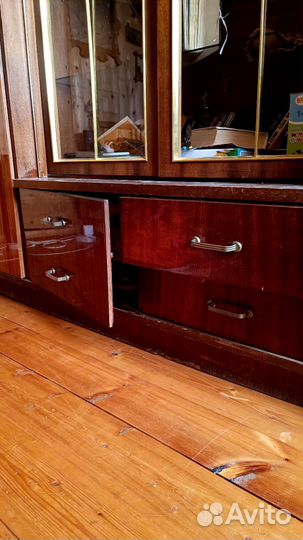 Сервант Хельга (ГДР)