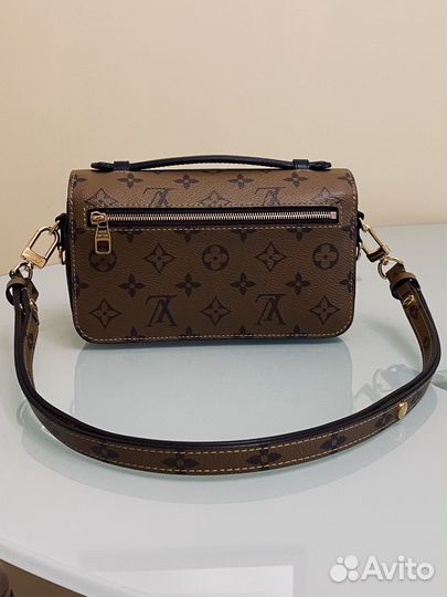 Сумка Louis Vuitton Pochette Metis