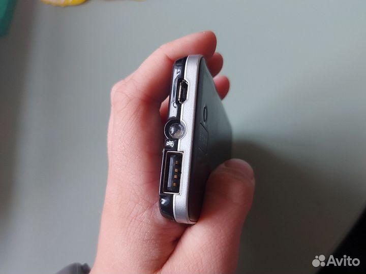 Повербанк рабочий, но вздутый акум