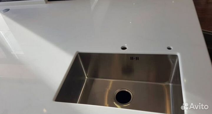 Кухонная столешница из искусственного камня