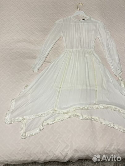 Платье elisabetta franchi белое