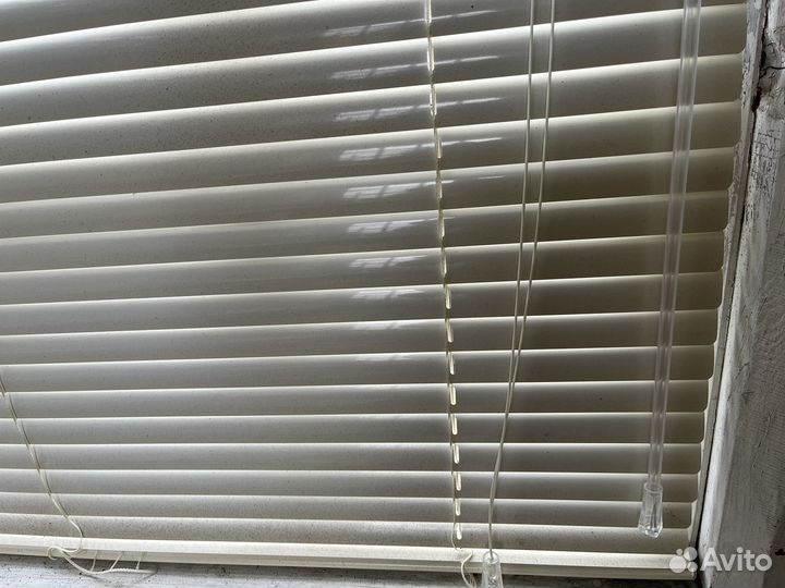 Жалюзи горизонтальные алюминиевые