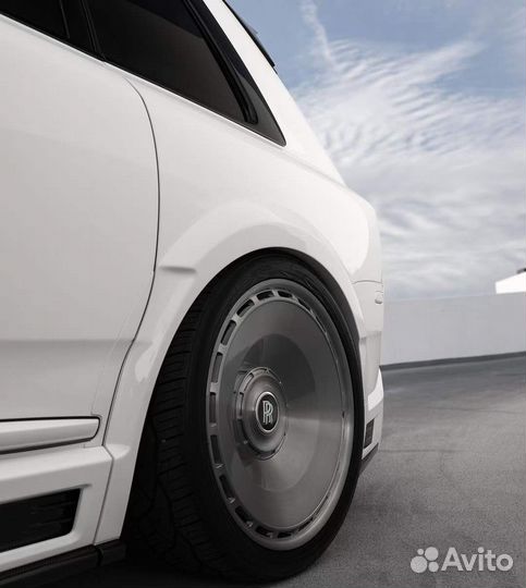 Кованые диски R22 Rolls-Royce Cullinan