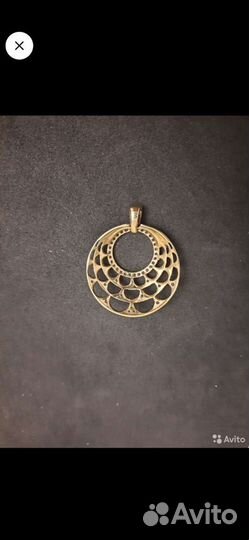 Серебряный кулон с позолотой и фианитами