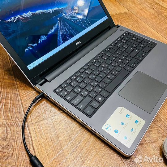 Ноутбук Dell, i3 4005, 8 гб, ssd