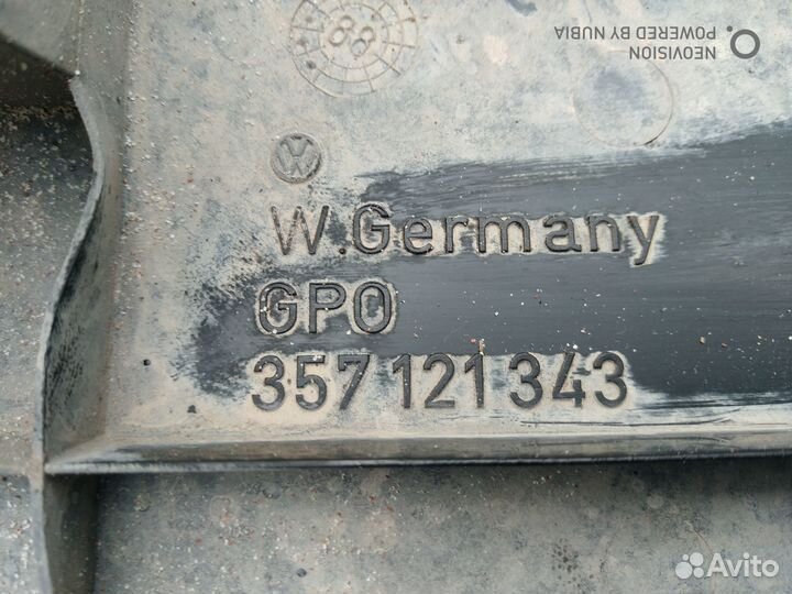 Накладка передней панель Фольксваген Пассат Б3