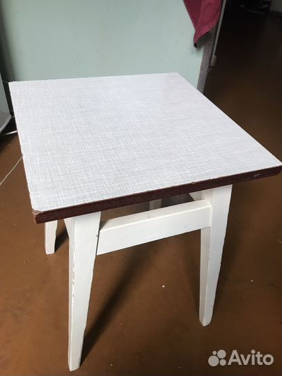 Кухонный стол