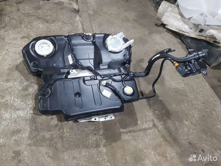 Бензобак audi a6 c6