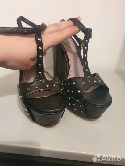 Женская обувь босоножки,туфли