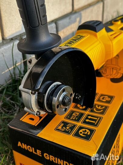 Болгарка Dewalt 125mm