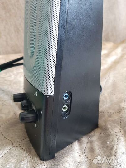 Колонки Genius SP-F200