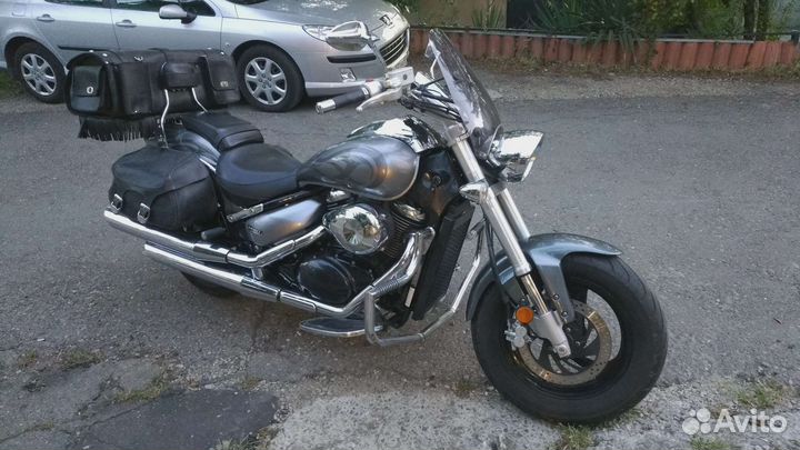 Suzuki intruder M50