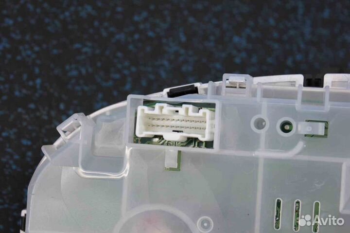 Панель приборов Mitsubishi Pajero (Митсубиси Падже