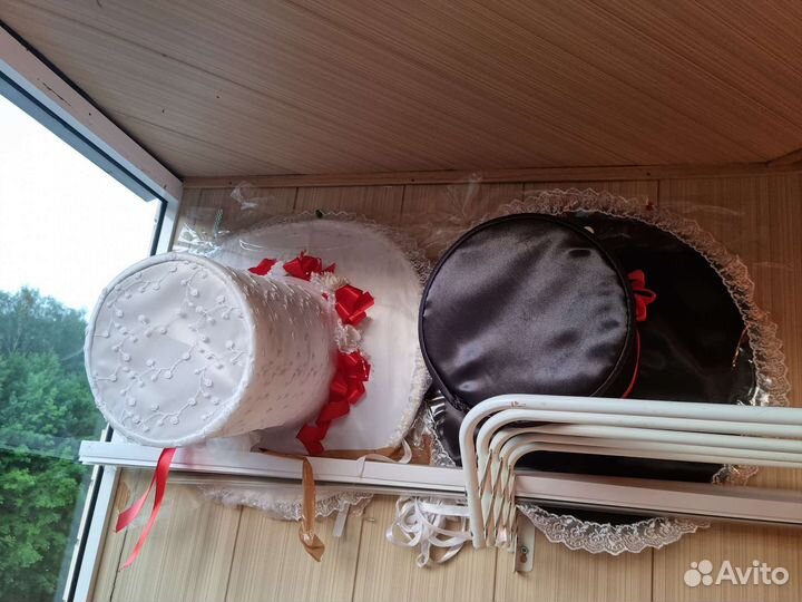 Свадебные украшения на машину шляпы