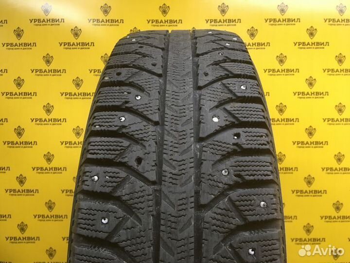 Bridgestone Ice Cruiser 7000 215/70 R16 100T