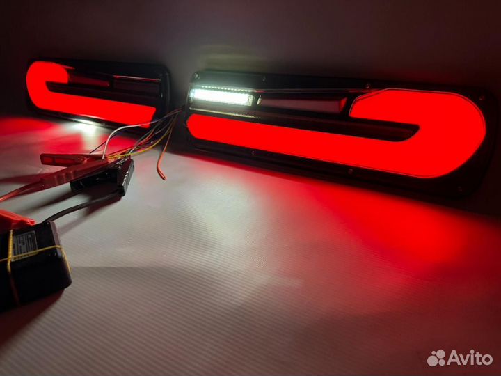 Задние фонари на грузовики, M стыл универсальные