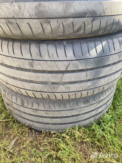 Michelin Pilot Primacy 215/55 R17