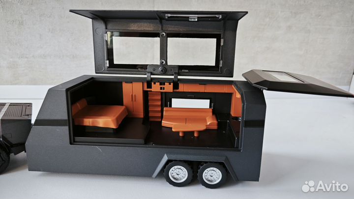 Модель 1:32 Tesla Cybertruck с прицепом