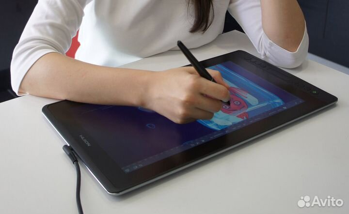 Экранный графический планшет Huion Kamvas Pro 16