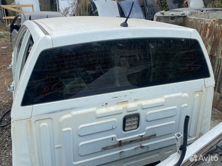 Стекло заднее Ssangyong Action Sports 2