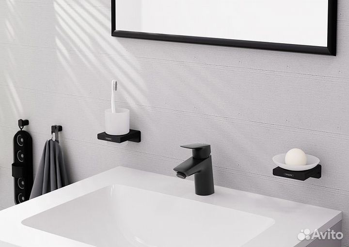 Смеситель для раковины Hansgrohe Logis 71077670 Ч