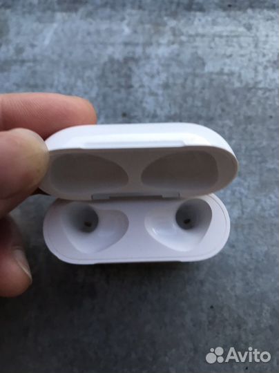 Кейс для беспроводных наушников