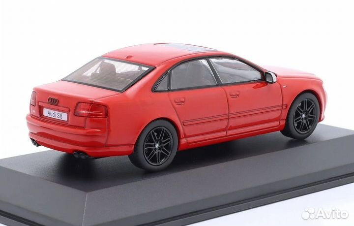 Модель Audi S8 (D3) 5.2l - V10 2010 RED 1/43 Solid