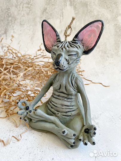 Кот сфинкс свеча