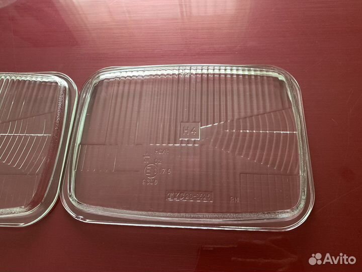 Стекла на фары mersedes t1