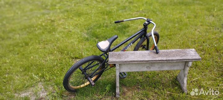 Веломипед BMX Madness