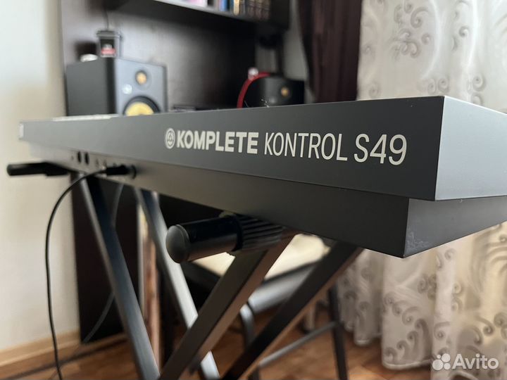 Native Instruments Komplete Kontrol S49 MK2