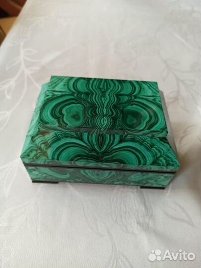 Малахитовый ларец